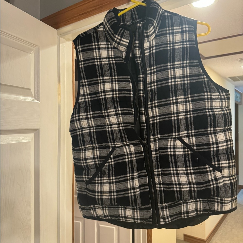Checker black and white puffer jacket
